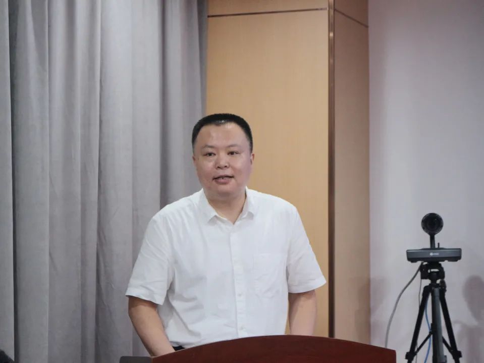 乘勢(shì)而上 爭(zhēng)創(chuàng)標(biāo)桿丨長(zhǎng)泰集團(tuán)2021年半年度述職暨經(jīng)濟(jì)指標(biāo)修正會(huì)議圓滿成功！(圖5)